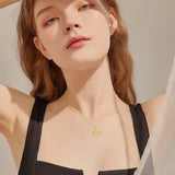 14k Gold Birth Flower Pendant Necklace