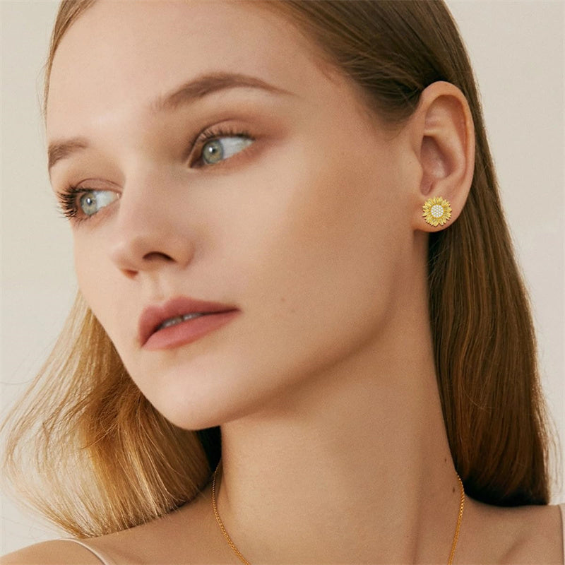 14K Yellow Gold Sunflower  Stud Earrings