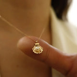 14K Gold Pearl SeaShell Pendant Necklace