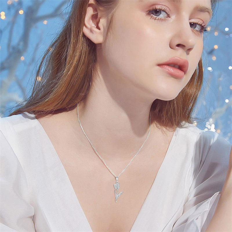 14K Gold Tulip Flower Pendant Necklace