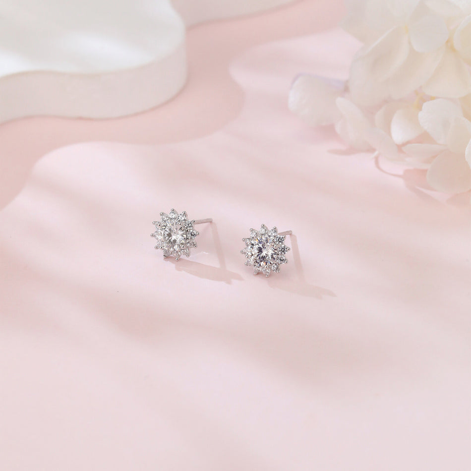 925 Sterling Silver Elegant Floral Moissanite Cluster Earrings ¨C Luxury Jewelry