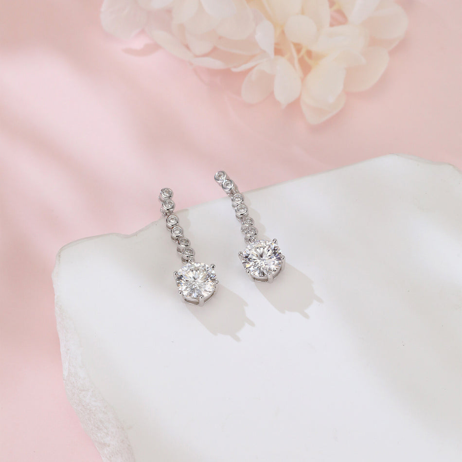 925 Sterling Silver Elegant Moissanite Drop Earrings With Symmetrical Design And Graduated Stones