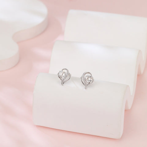 925 Sterling Silver Elegant Heart-shaped Moissanite Earrings In Plated with White Gold