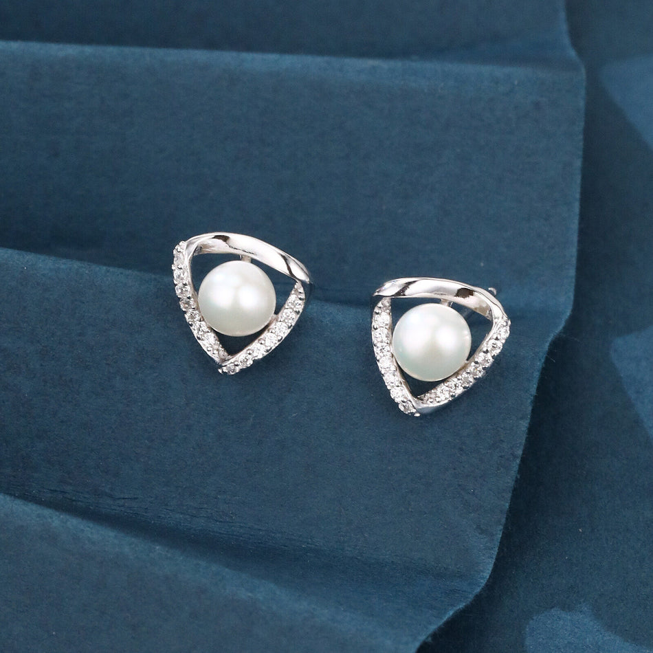 925 Sterling Silver Elegant Pearl And Zircon Accent Silver Earrings