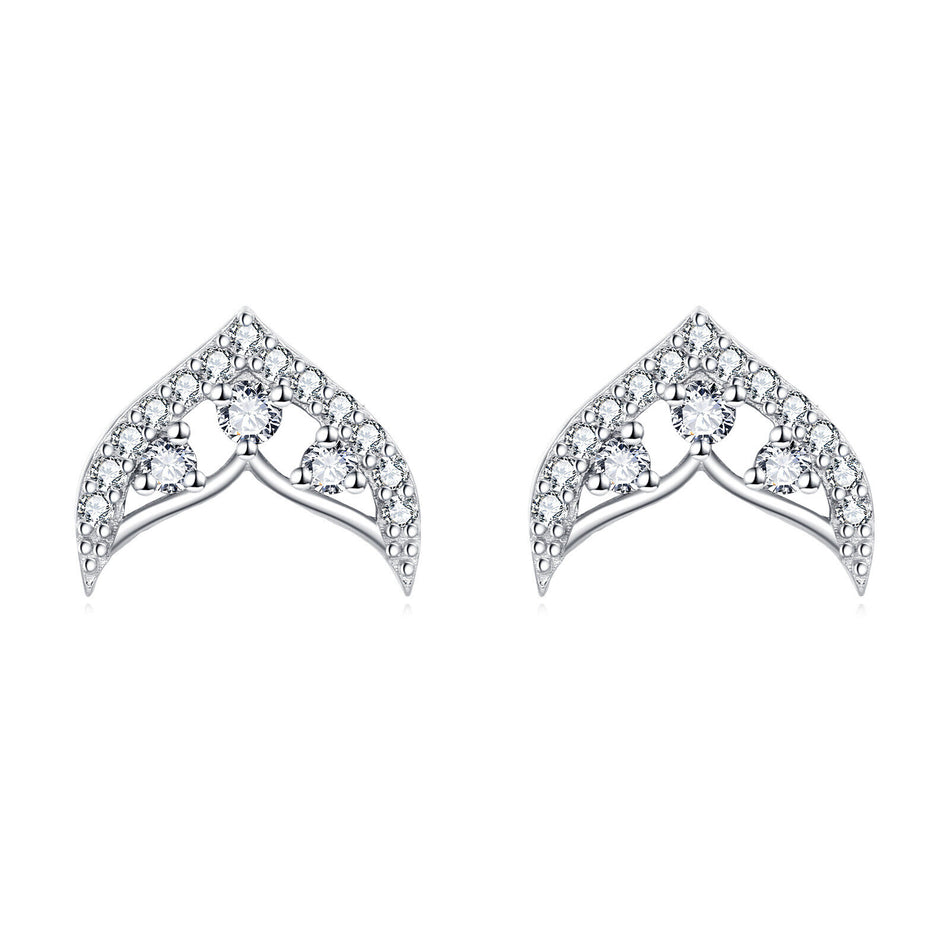 925 Sterling Silver Elegant Silver Crescent Moon Crystal Earrings