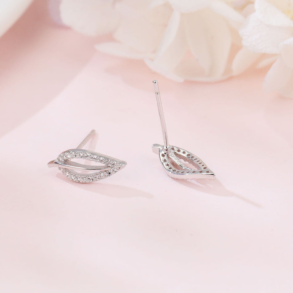 925 Sterling Silver Elegant Teardrop Zircon Earrings In Sterling Silver