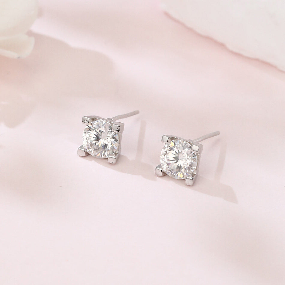 925 Sterling Silver Elegant Moissanite Stud Earrings In Silver Setting: Timeless Beauty Meets Modern Chic