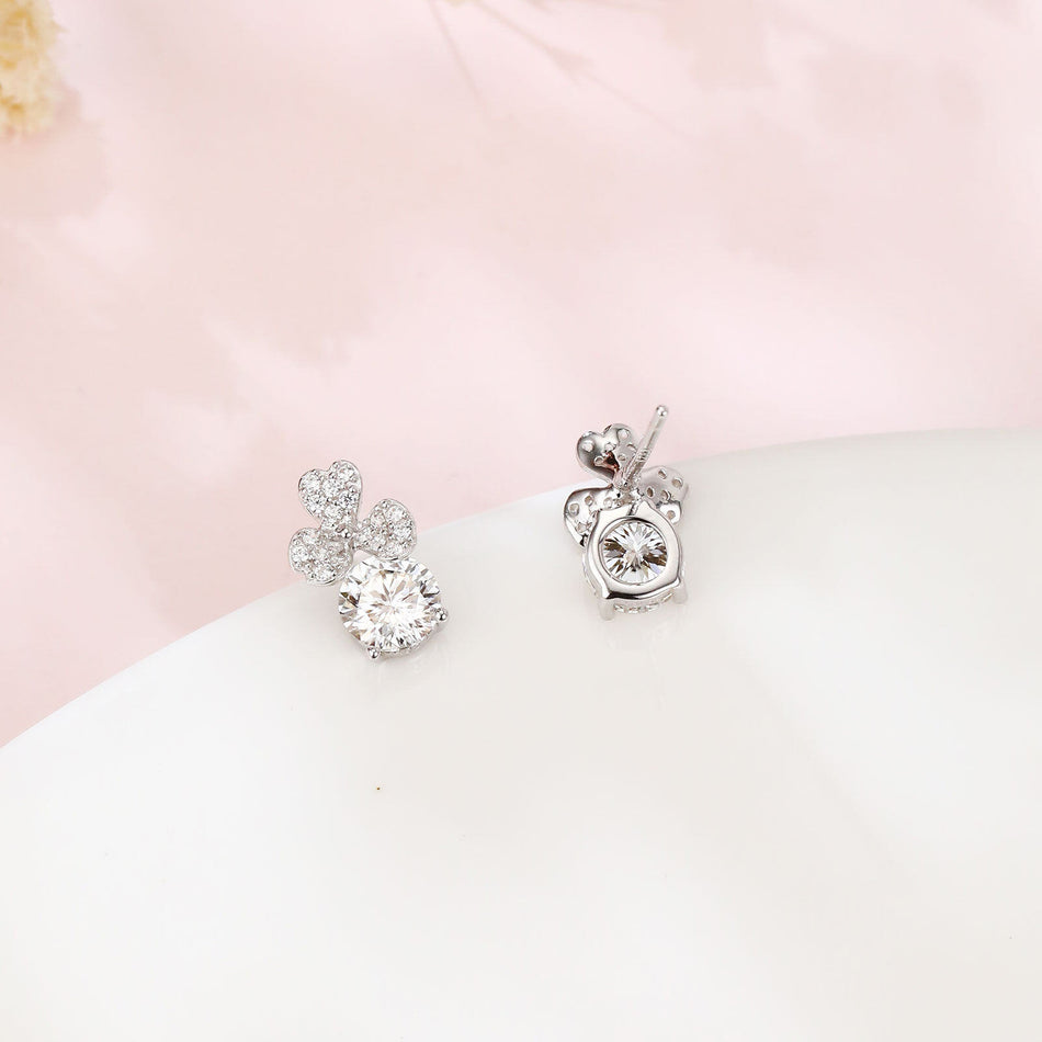 925 Sterling Silver Elegant Floral Moissanite Stud Earrings In Silver