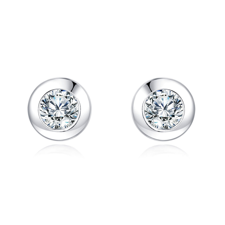 925 Sterling Silver Elegant Silver Stud Earrings With Sparkling Gemstone Accents ¨C Timeless Jewelry Piece