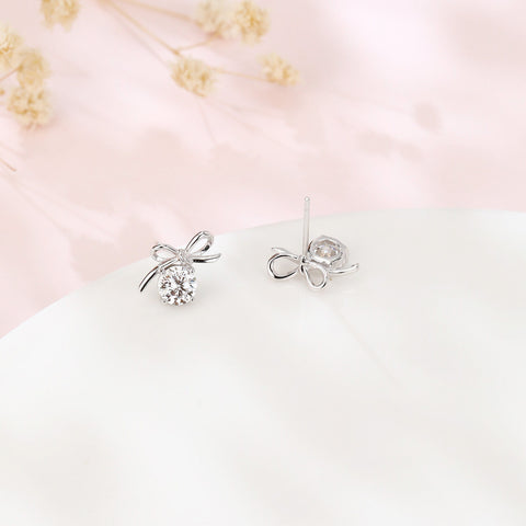 925 Sterling Silver Elegant Silver Bow Earrings With Sparkling Central Stones