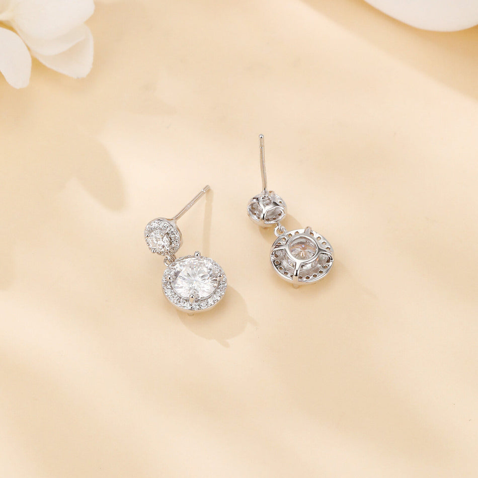 925 Sterling Silver Elegant Moissanite Drop Earrings In Silver Halo Setting ¨C Timeless Luxury Jewelry