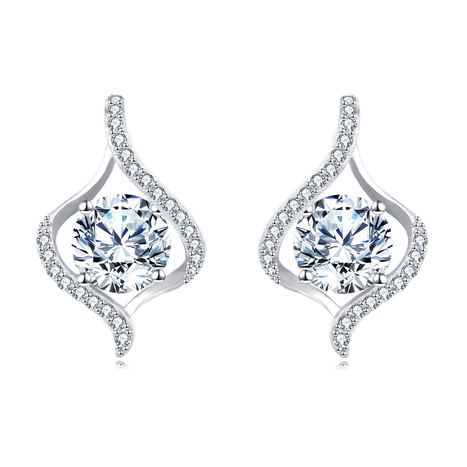 925 Sterling Silver Elegant Moissanite Stud Earrings With Twisted Silver Design