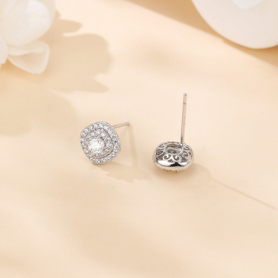 925 Sterling Silver Elegant Moissanite-studded Silver Stud Earrings: Timeless Beauty For Everyday Luxury
