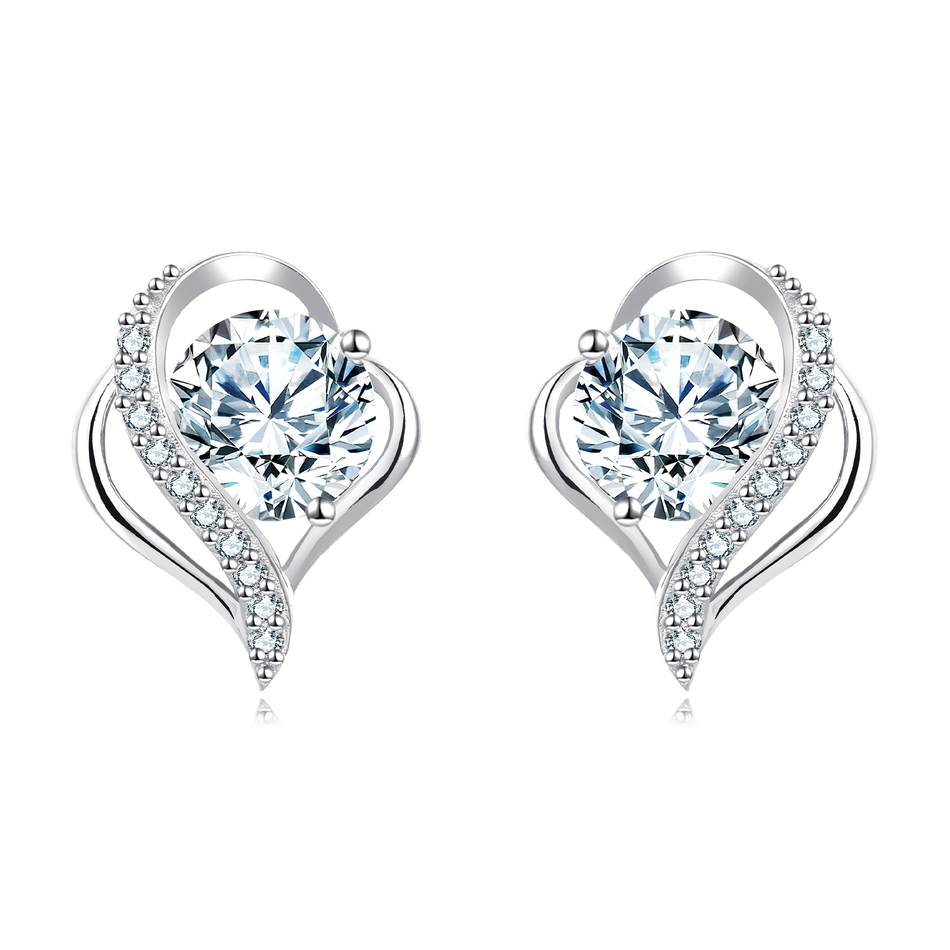 925 Sterling Silver Elegant Heart-shaped Moissanite Earrings
