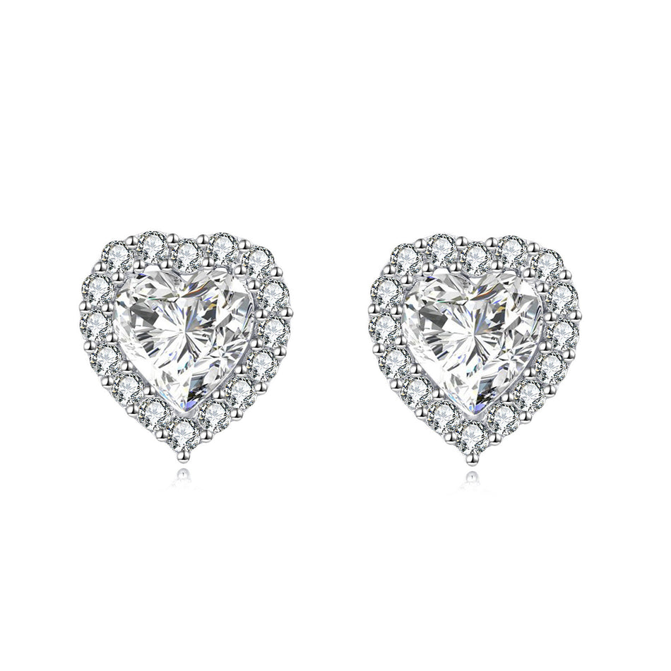 925 Sterling Silver Elegant Sparkling Heart-shaped Moissanite Earrings