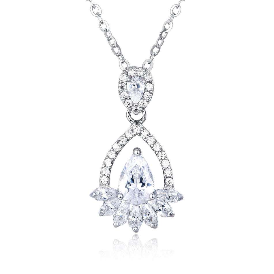 925 Sterling Silver Elegant Pear-shaped Zircon Pendant Necklace In Plated with White Gold