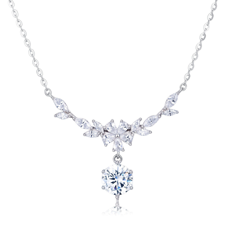 925 Sterling Silver Elegant Zircon Flower Necklace With Sparkling Silver Chain And Pendant