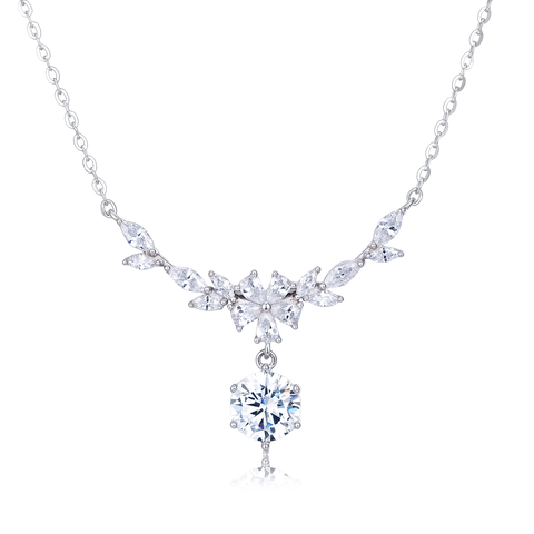 925 Sterling Silver Elegant Zircon Flower Necklace With Sparkling Silver Chain And Pendant