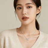 925 Sterling Silver Elegant Zircon Bow Necklace With Teardrop Pendant