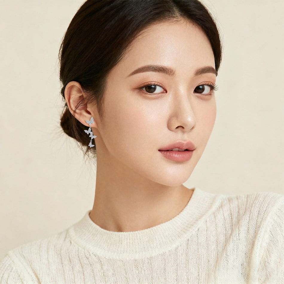 925 Sterling Silver Elegant Plated With Gold Pearl Necklace With Zircon Accents