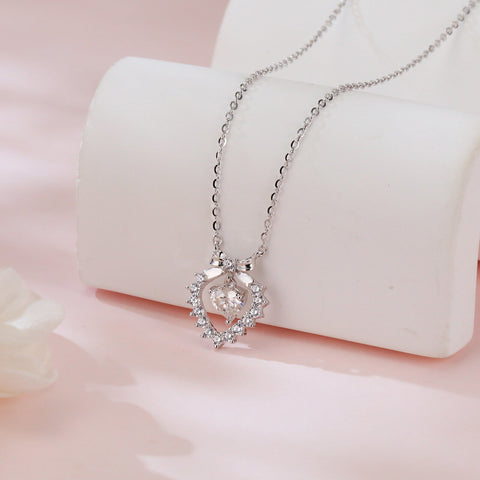 925 Sterling Silver Elegant Heart-shaped Moissanite Floral Pendant With Delicate Silver Chain Necklace