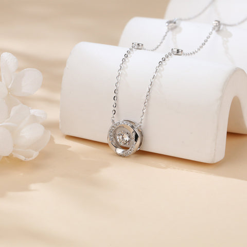 925 Sterling Silver Elegant Moissanite Circle Pendant Necklace With Sparkling Accents