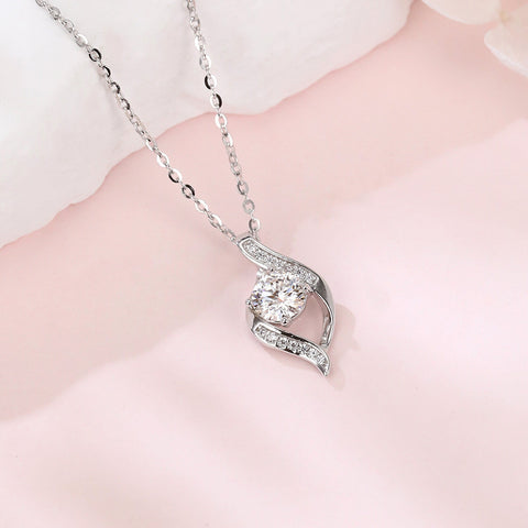 925 Sterling Silver Elegant Silver  Moissanite Wave Design Necklace With Sparkling Accents