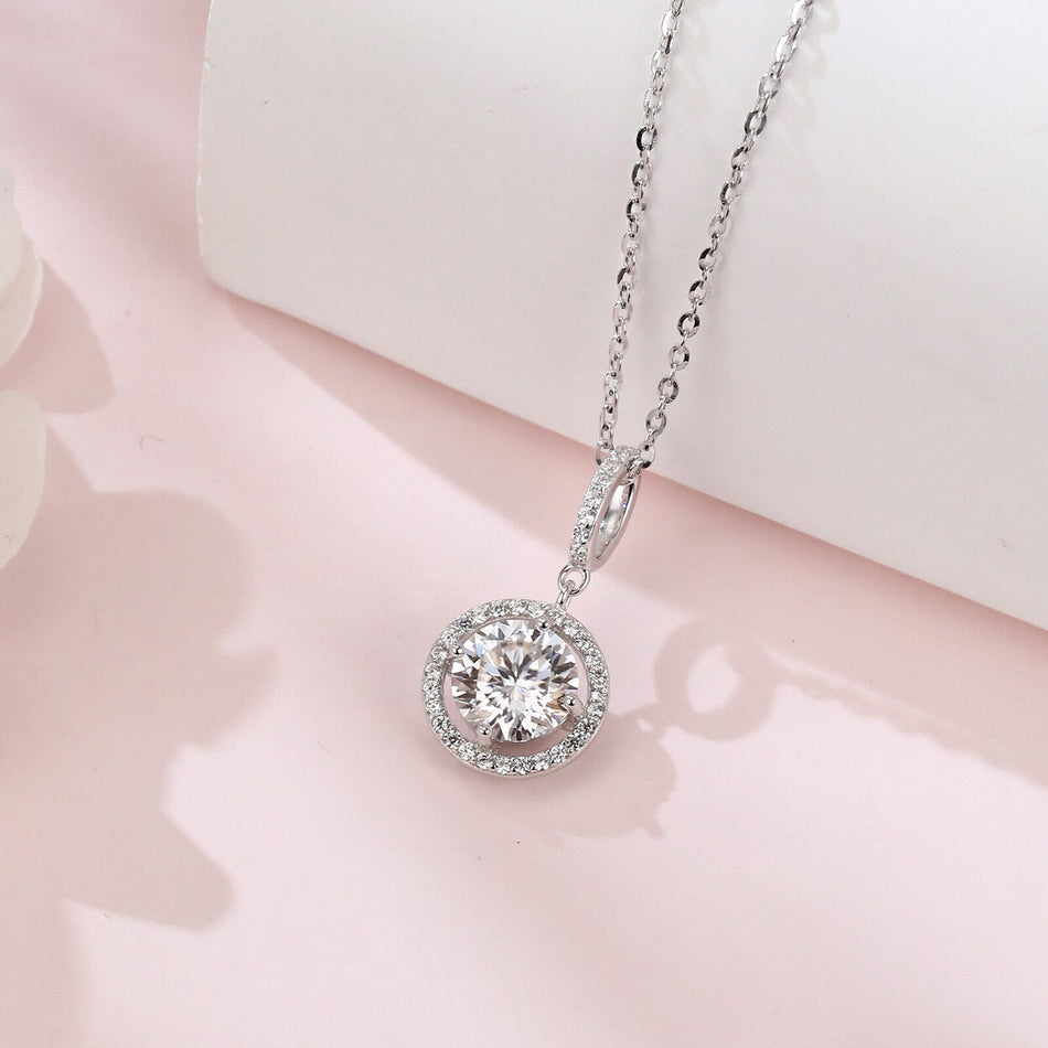 925 Sterling Silver Elegant Solitaire Moissanite Necklace In Plated with White Gold – Timeless Luxury Jewelry