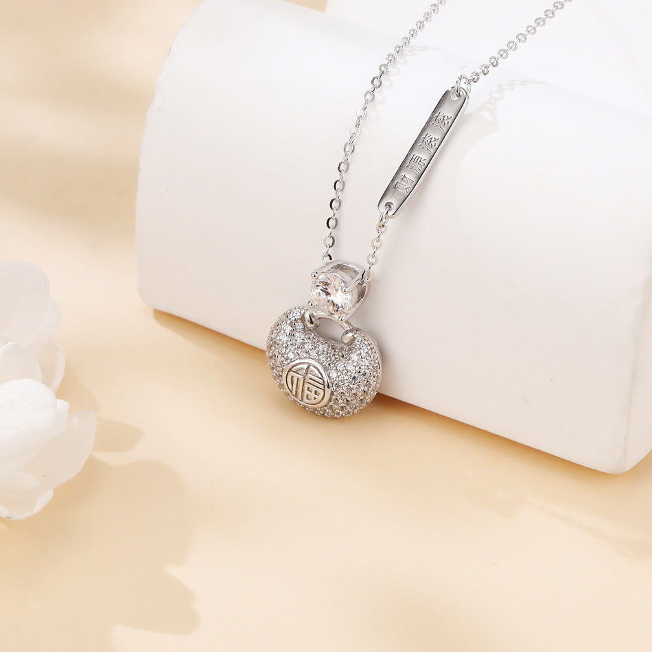 925 Sterling Silver Elegant Moissanite-encrusted Silver Pendant Necklace With Traditional Motif