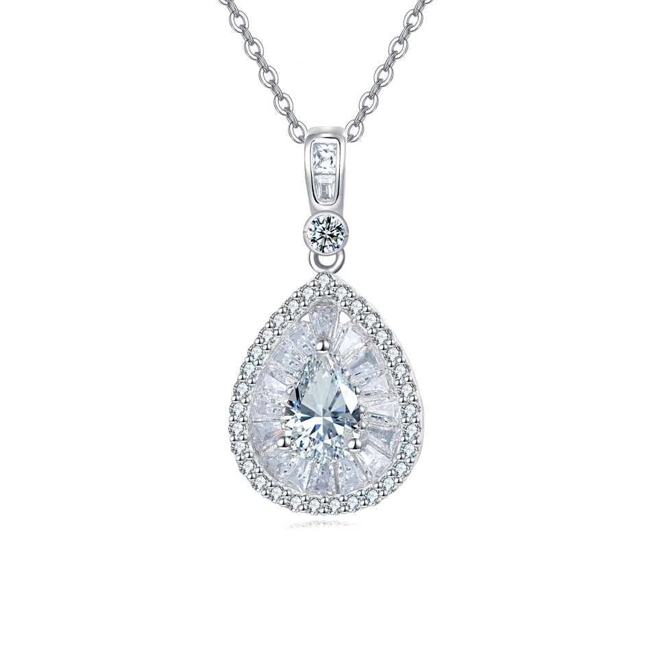 925 Sterling Silver Elegant Teardrop Zircon Pendant Necklace With Sparkling Solitaire Halo Design