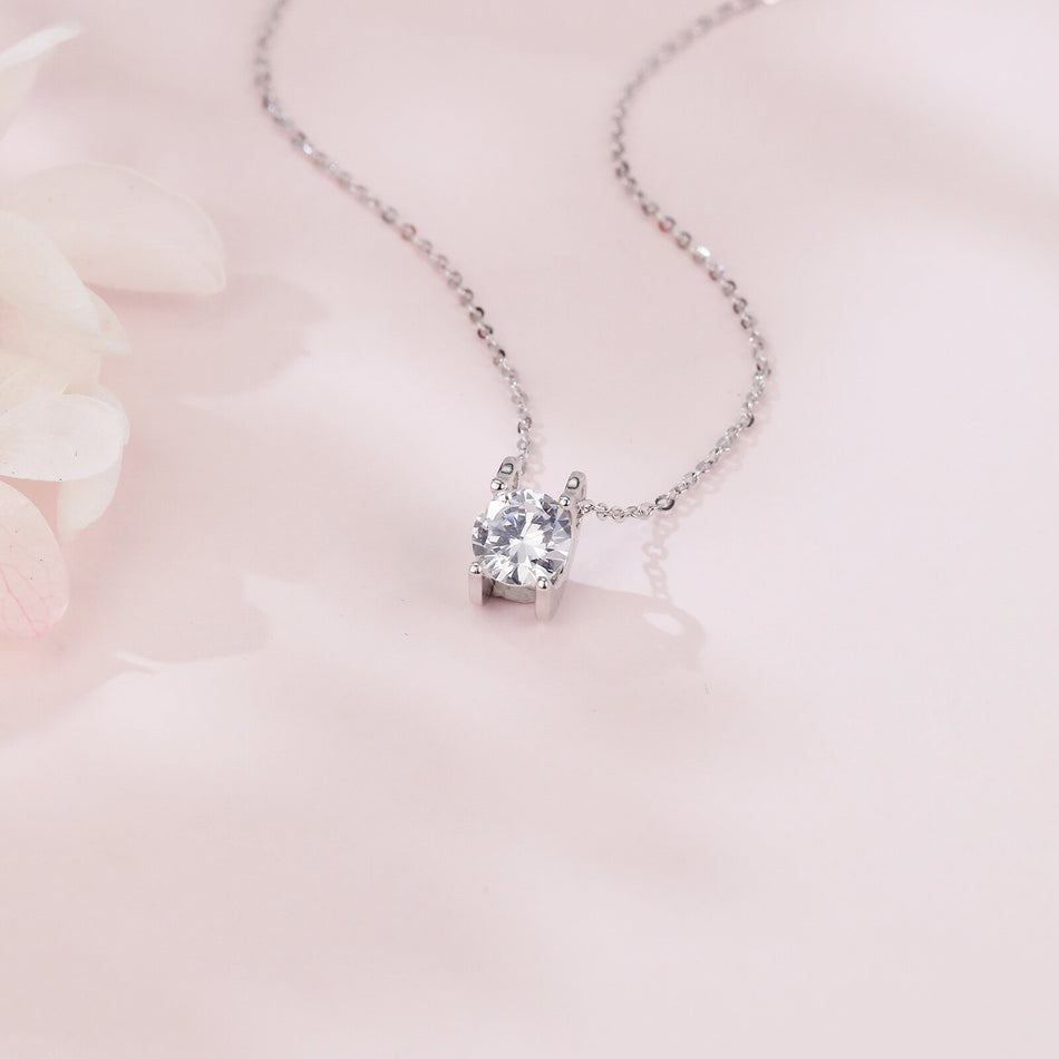 925 Sterling Silver Elegant Solitaire Zircon Pendant Necklace In Plated with White Gold