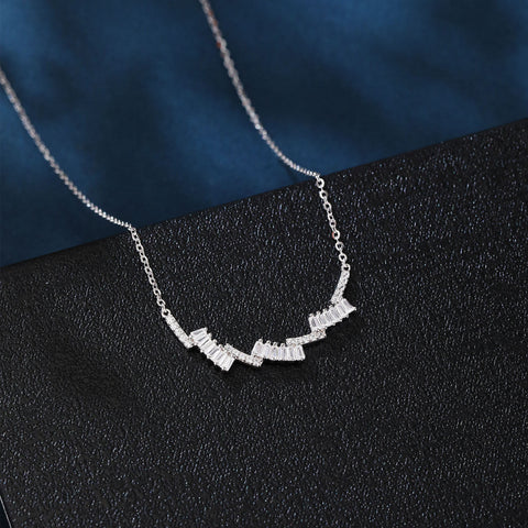 925 Sterling Silver Elegant Zigzag Zircon Necklace With Baguette And Round Cut Gems