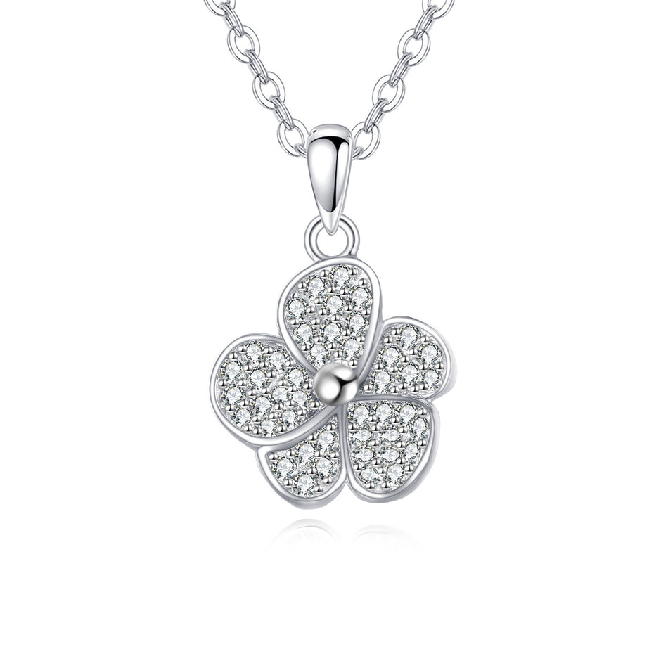 925 Sterling Silver Elegant Silver Zircon Four-leaf Clover Pendant Necklace
