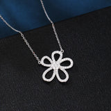 925 Sterling Silver Elegant Zircon Four-leaf Clover Pendant Necklace In Sterling Silver