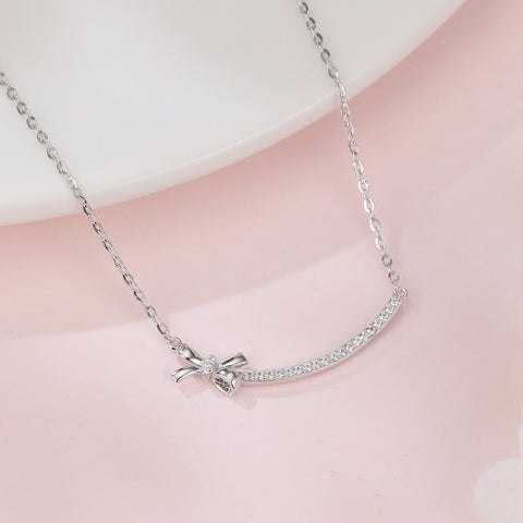 925 Sterling Silver Elegant Silver Zircon Bow Necklace With Curved Bar Pendant
