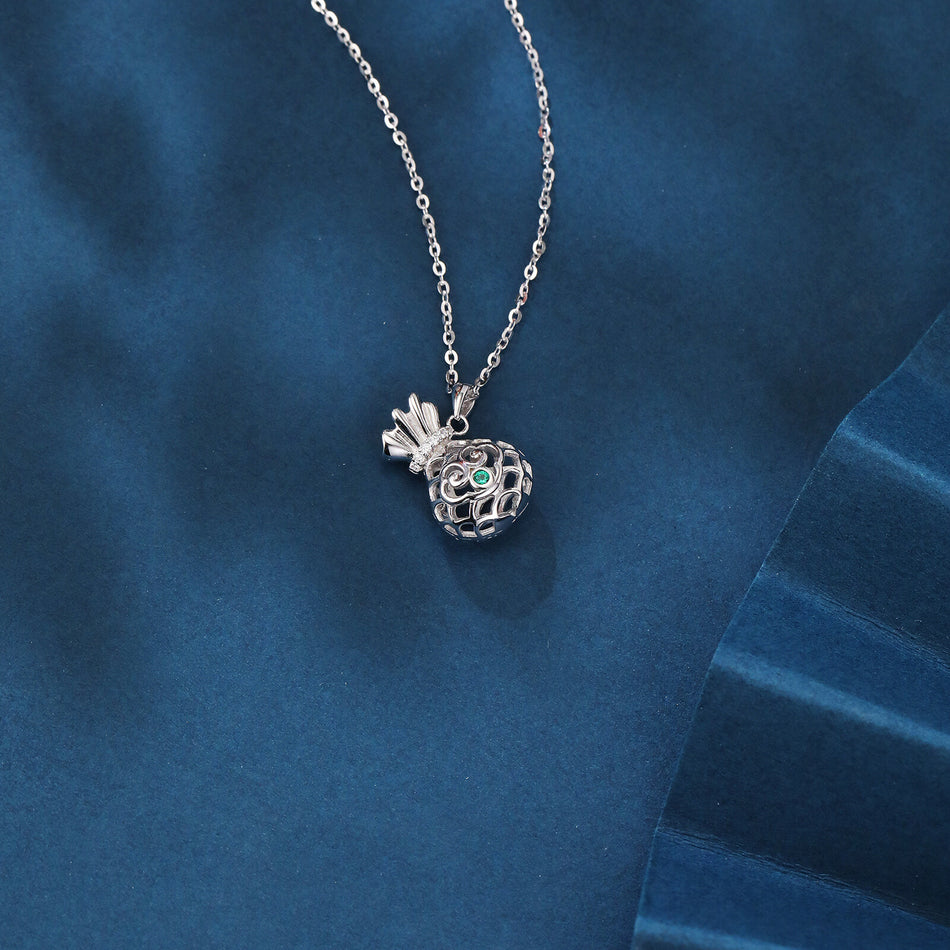 925 Sterling Silver Elegant Silver Pineapple Necklace With Green Gem And Zircon Accents