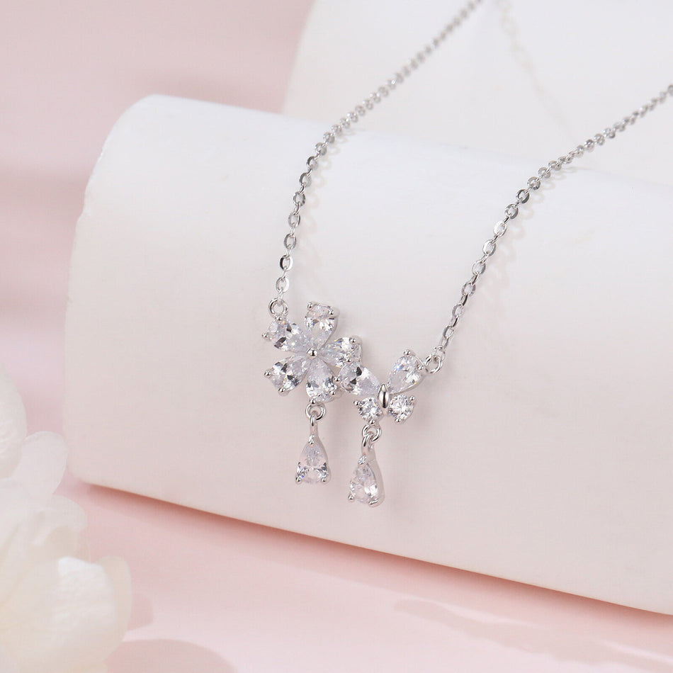 925 Sterling Silver Elegant Zircon Floral Necklace With Teardrop Charm Pendant