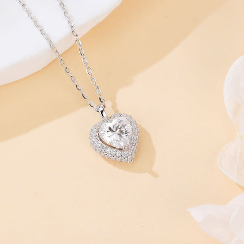 925 Sterling Silver Elegant Heart-shaped Moissanite Pendant Necklace In Plated with White Gold