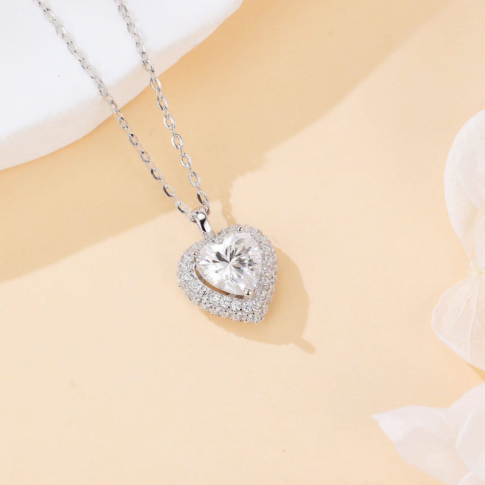 925 Sterling Silver Elegant Heart-shaped Moissanite Pendant Necklace In Plated with White Gold