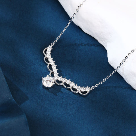 925 Sterling Silver elegant Moissanite Necklace With Sophisticated Central Stone Design