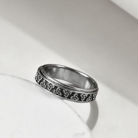 Sterling Silver Celtic Knot Spinner Ring